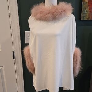 Chic White Poncho with Pink Fur Trim